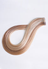 Load image into Gallery viewer, 22" Flat-Tip Pro Straight #12/600 (Light Ash/Blond)
