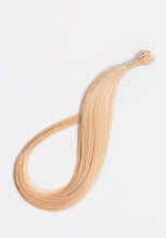Load image into Gallery viewer, 22" Flat-Tip Pro Straight #22 (Light Ash Blond)
