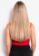 Load image into Gallery viewer, 18" Flat-Tip Pro Straight #12/600 (Light Ash/Blond)
